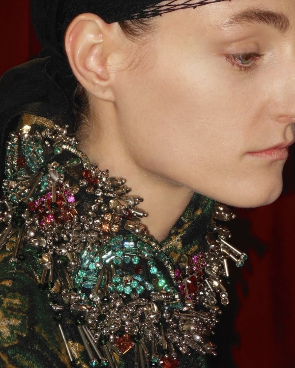 Пайетки-гиганты, романтичный кочевник и другие модные тренды