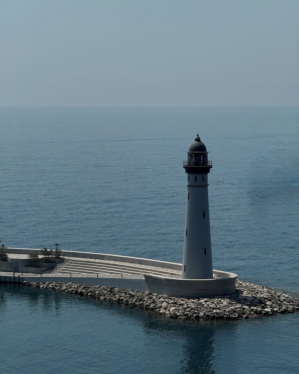 Парящий мост, виноградники и море. Что предлагает