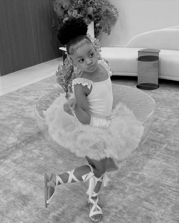 Карди Би беременна в четвертый раз