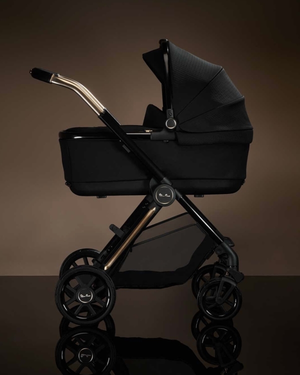 Какие детские коляски выбирают селебрити?