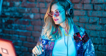 Диджеи Людмила Щербакова