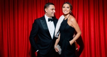 Ведущие Олег Савельев