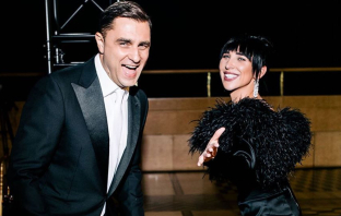 Ведущие Олег Савельев