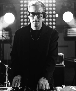 Диджеи Илья Бачурин