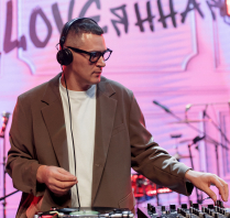 Диджеи Илья Бачурин