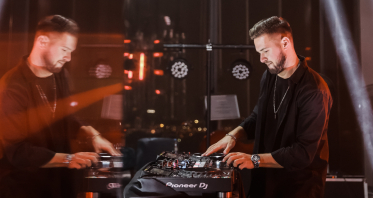 Диджеи Александр Детистов