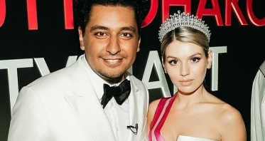 Ведущие Адис Маммо