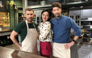 Ведущие Дмитрий Кожома