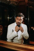 Ведущие Константин Анисимов