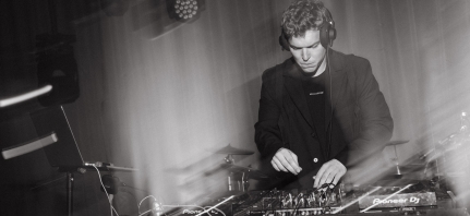 Диджеи Никита Меньшов