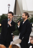 Ведущие Роман Медведев