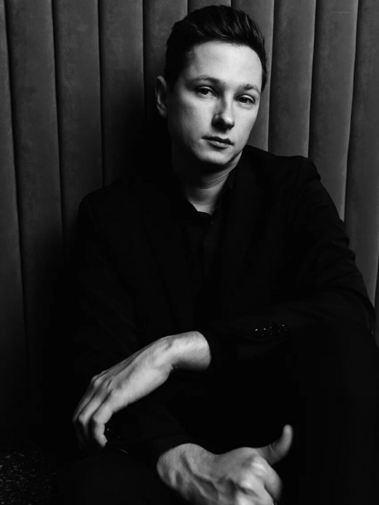 Программа Валентин Фролов