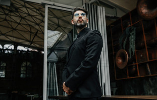 Ведущие Дмитрий Кожома