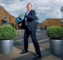 Ведущие Роман Клячкин