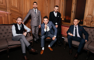 Кавер-группы Modal