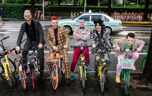 Кавер-группы Жулики