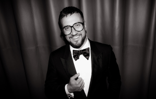 Ведущие Стас Зубков