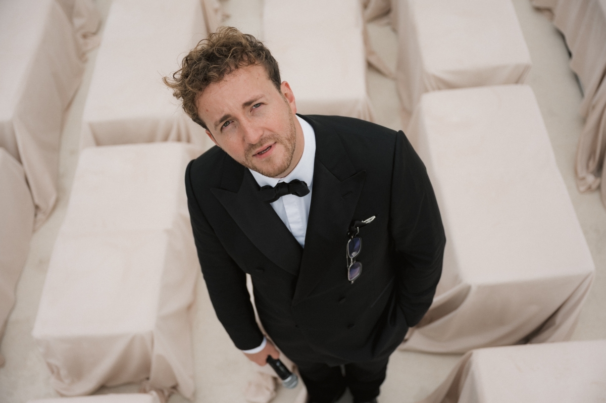 Ведущие Владислав Сапунов