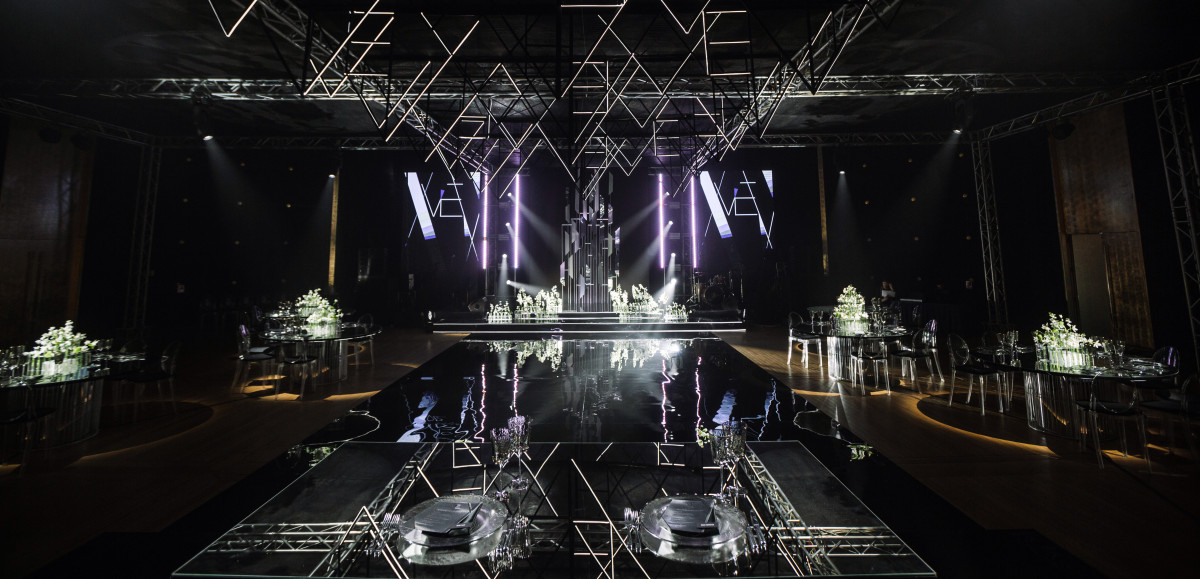 Декораторы Фанина Открытка