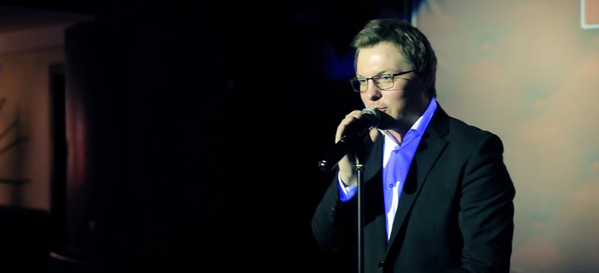 Ведущие Роман Клячкин